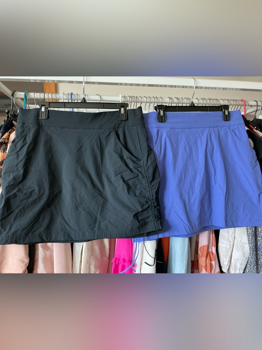 Columbia bundle Comfort stretch Athletic Skorts black & blue size large